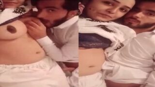 Bangladeshi wife big boobs sucking sex viral clip