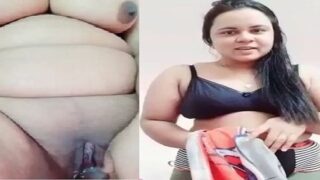 Desi girl ki big boobs wali nude selfie exposed
