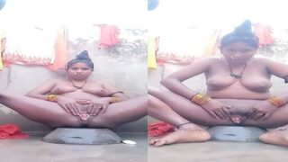 Ghazipur randi wife nude bath aur chut dikhayi bf