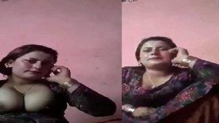 Bangladeshi bhabhi boobs show video call sex mms