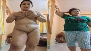 Chubby housewife ki big boobs show porn mms