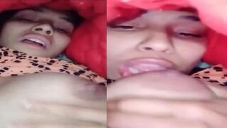 Kota girl boobs sucking aur fingering sex mms