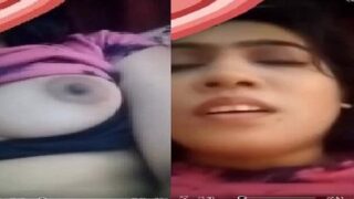 Bhopal girl chut fingering aur boobs show selfie