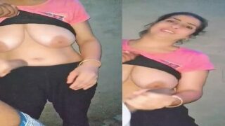 Big boobs bhabhi deepthroat sex masti devar sath