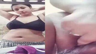 Fat Indian girl ki pussy fingering nude cam porn