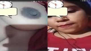 Bengali girl ki chut me ungli video call sex par