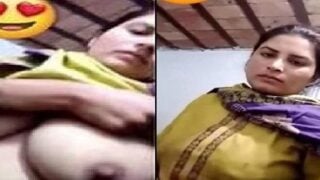 Moti ladki ki badi gaand dikhayi selfie porn